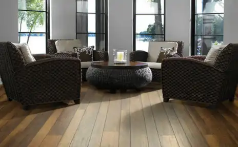 Laminate Floor with Wicker Arm Chairs in Livingroom